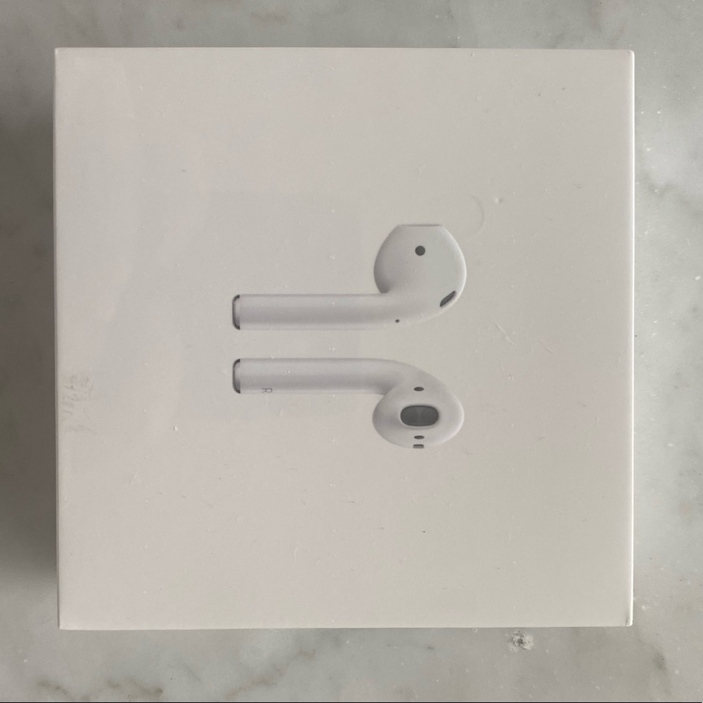 AirPods